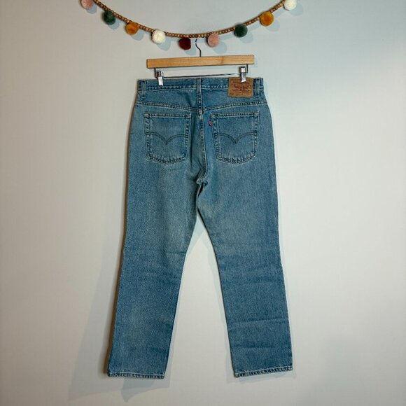 Vintage Levi's 505 Straight Leg jeans - Picture 5 of 5